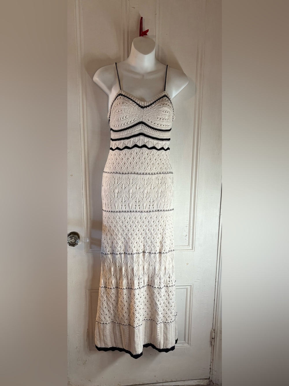 Black and cream white Chanel style Olive and Oak knit dress small like new